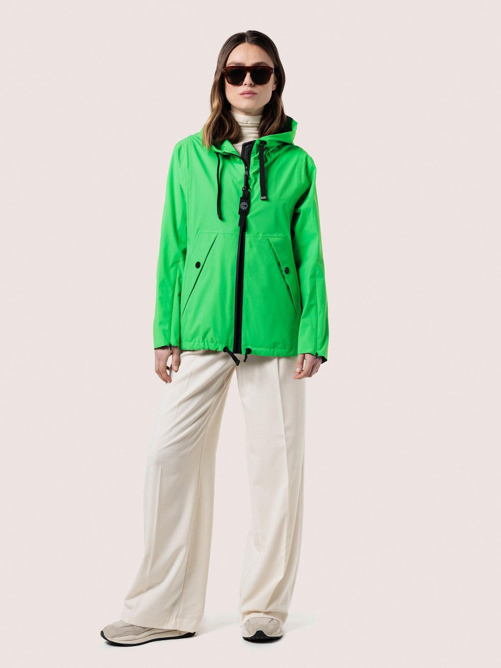 RELAXED STRETCH RAIN JACKET - SHOCKING GREEN