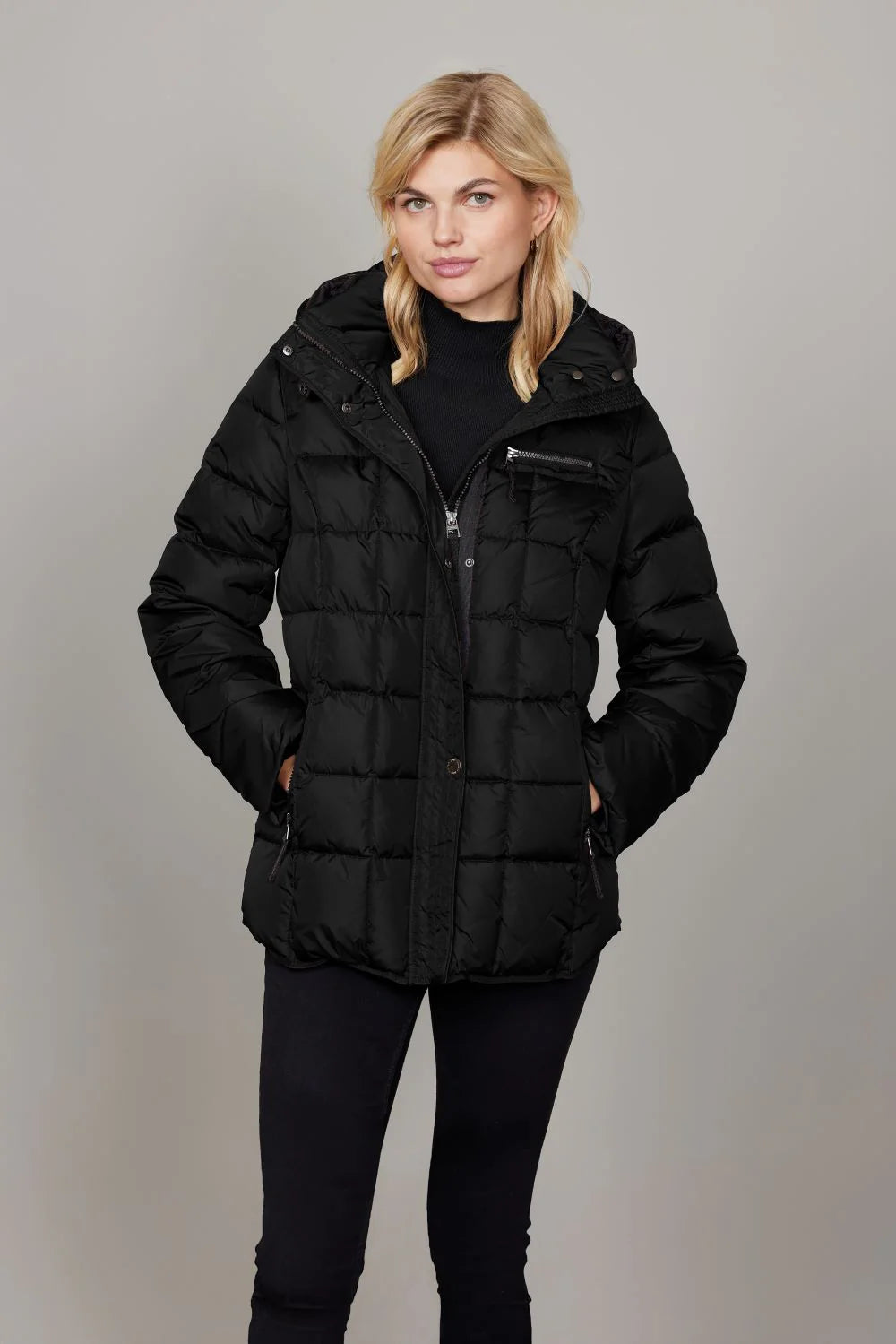 Margit - Black