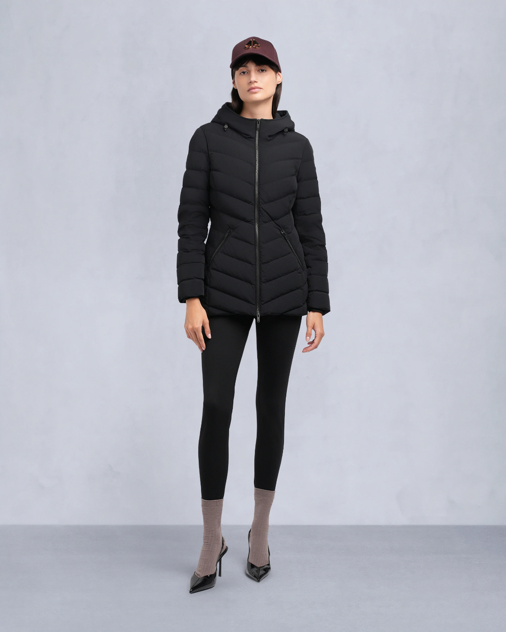 Roselawn 5 Black w black shearling