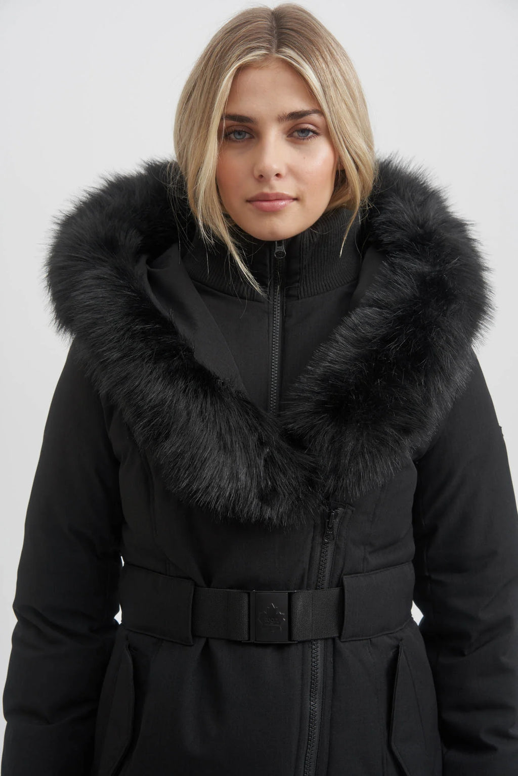 Eva B III Parka- Black / Black faux fur